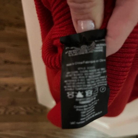 Tory Burch Red Sweater Dress with contrast Navy shoulder trim with Gold Buttons - Picture 5 of 7